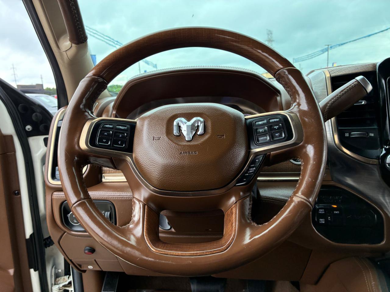 Used 2019 RAM 3500 Limited AWD/4WD image 17