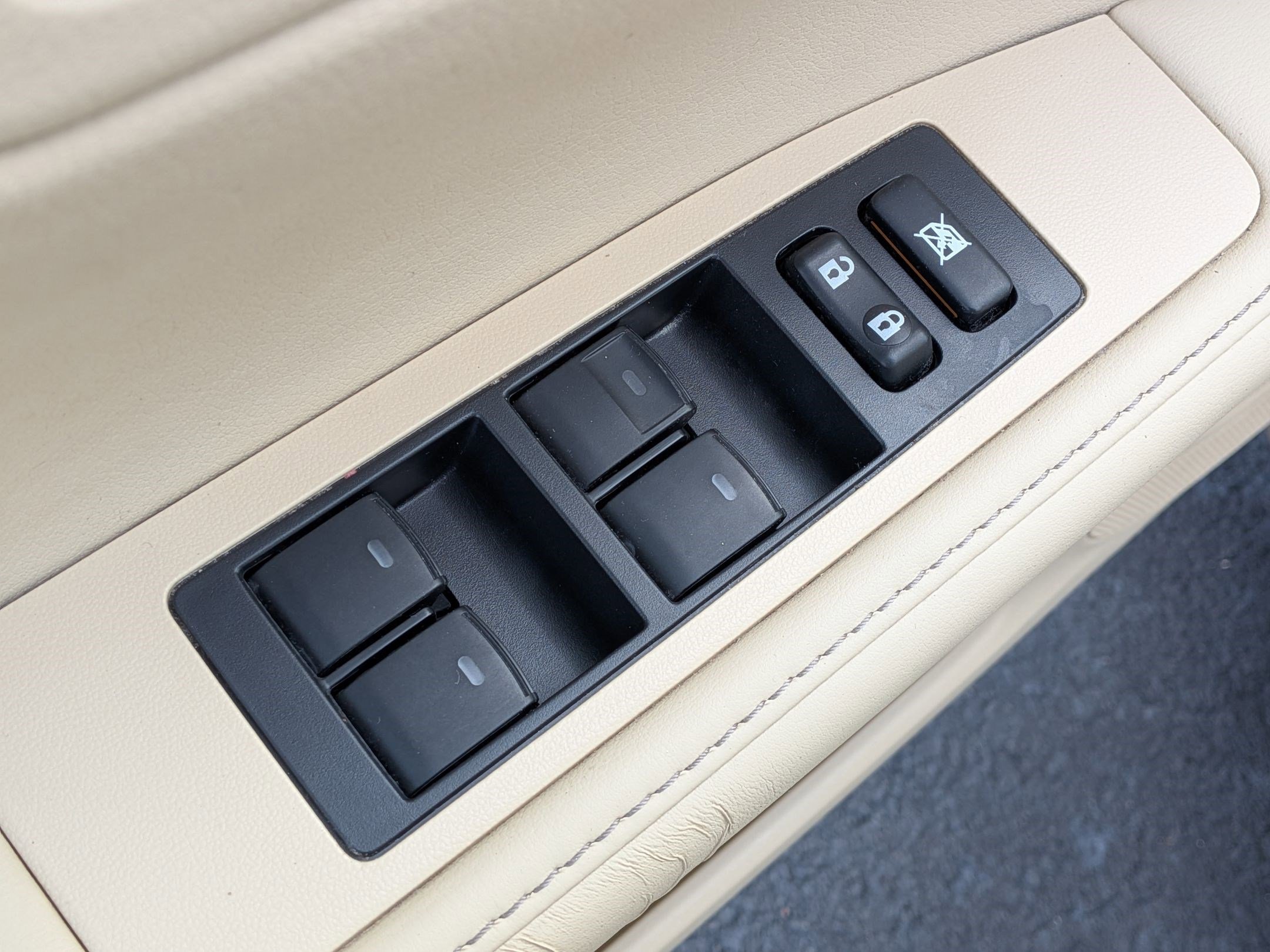 Used 2015 Lexus ES 350 image 16