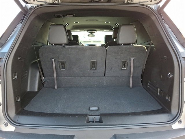 Used 2023 Chevrolet Traverse LT image 31