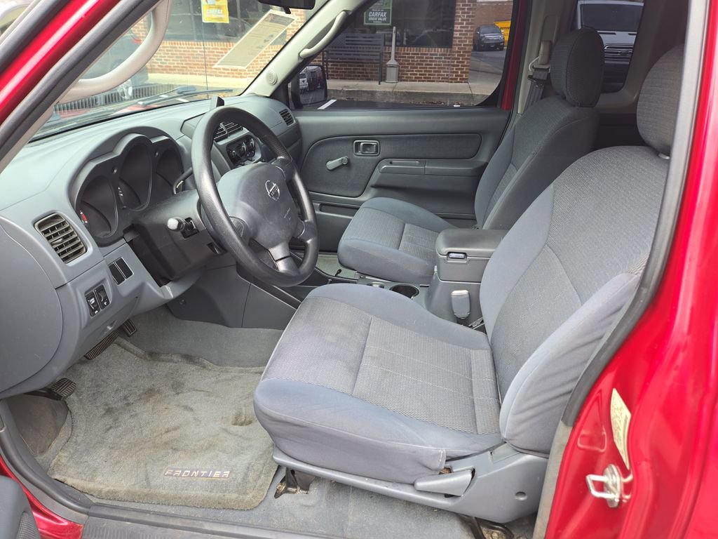 Used 2002 Nissan Frontier XE image 11