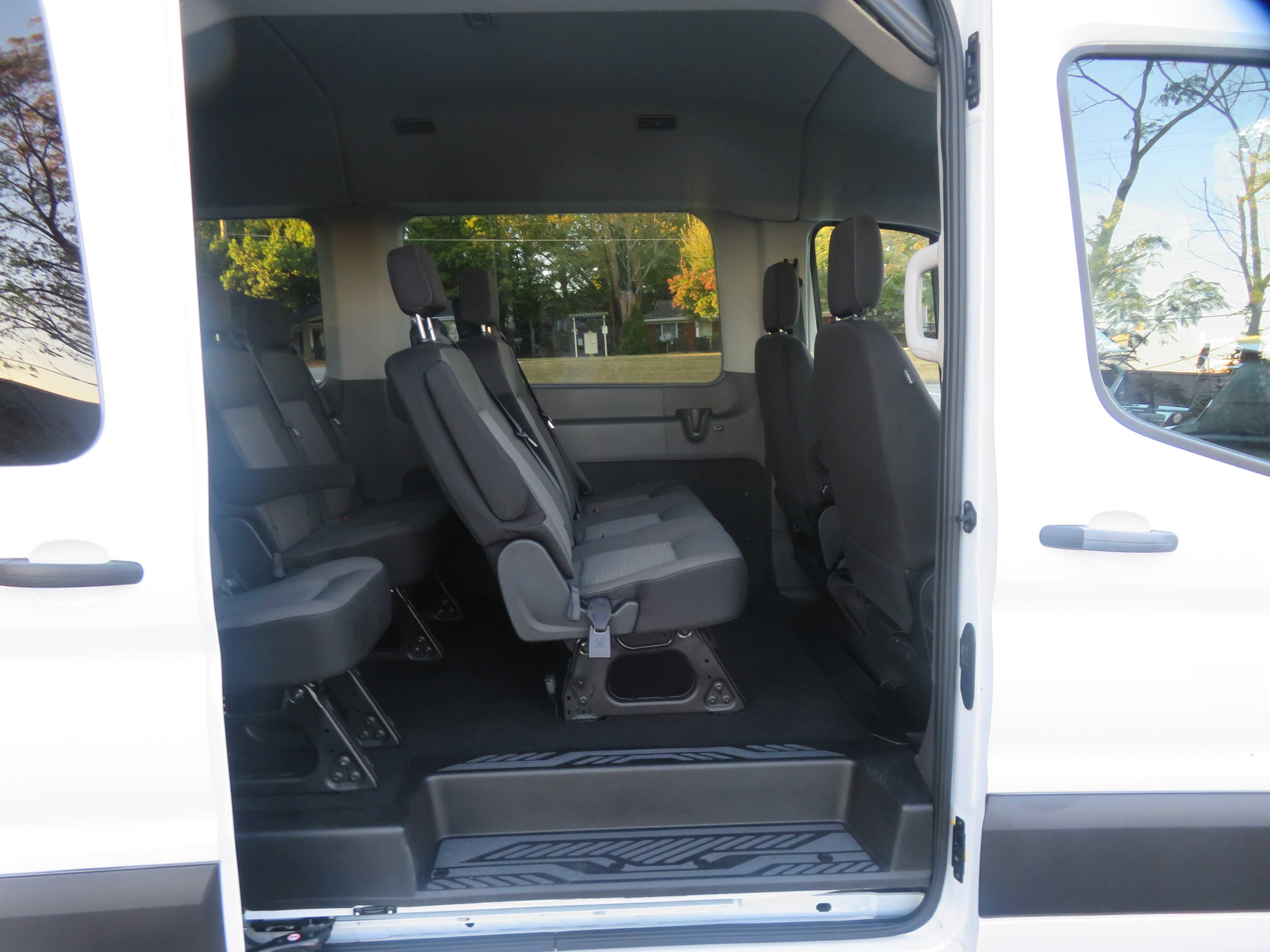 Used 2024 Ford Transit 350 XLT image 21