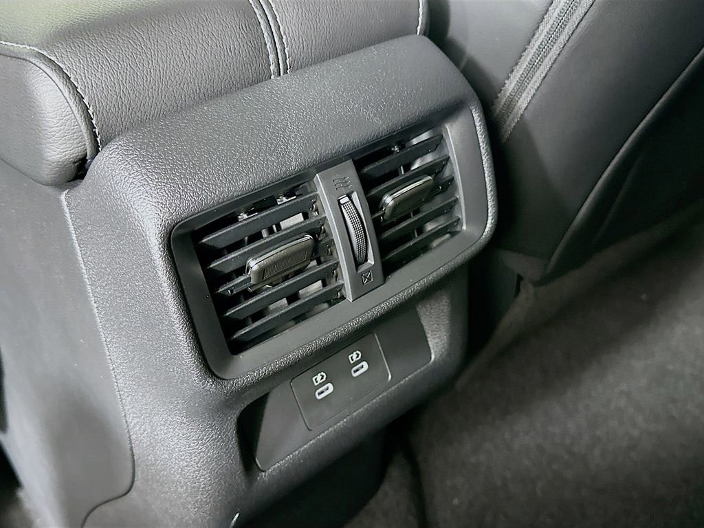 New 2026 Nissan Murano SV image 31