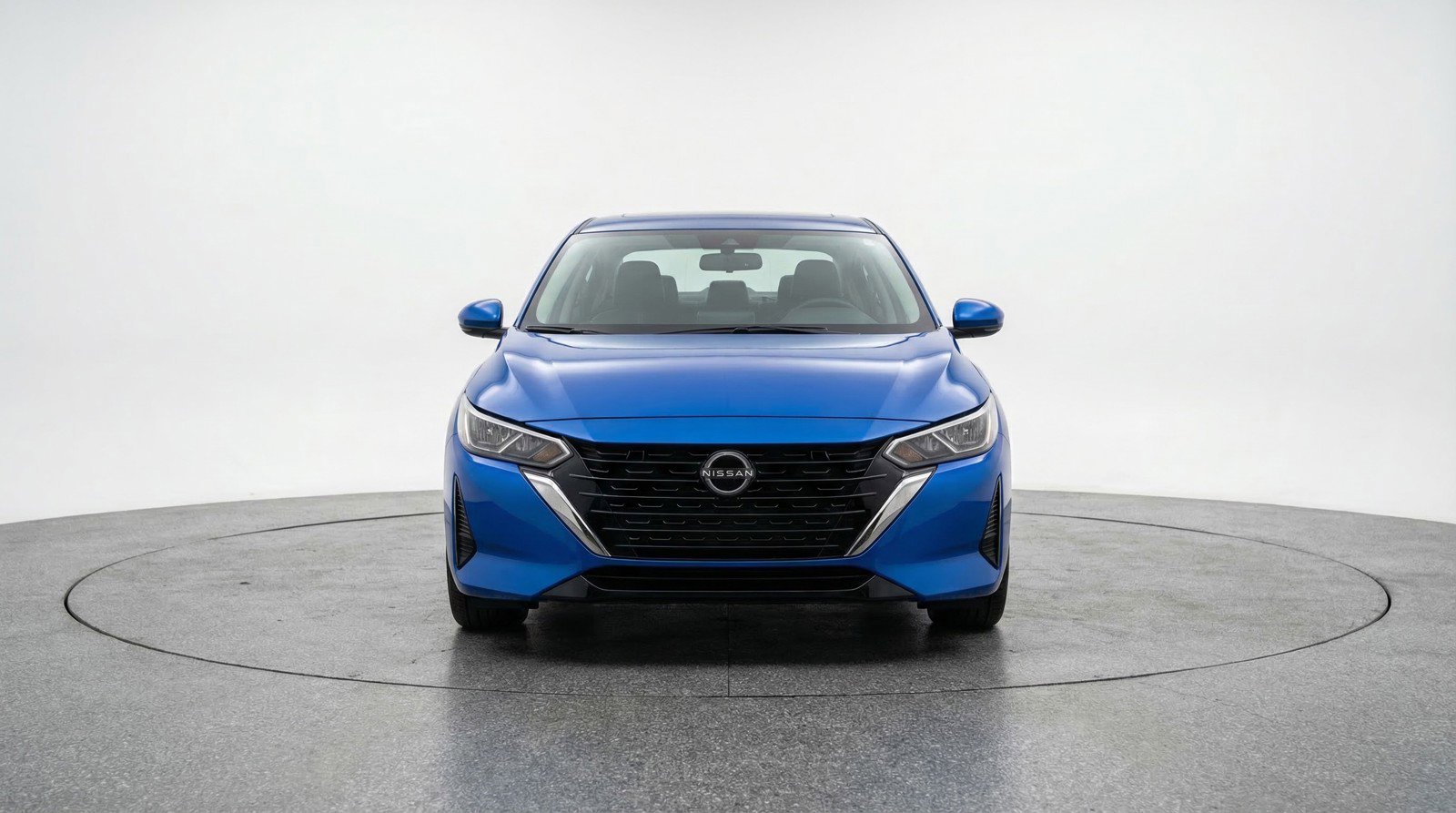 Used 2025 Nissan Sentra SV image 2