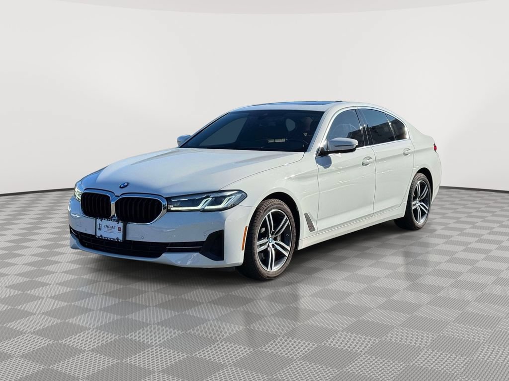 Used 2023 BMW 530i xDrive w/ Premium Package AWD/4WD image 3