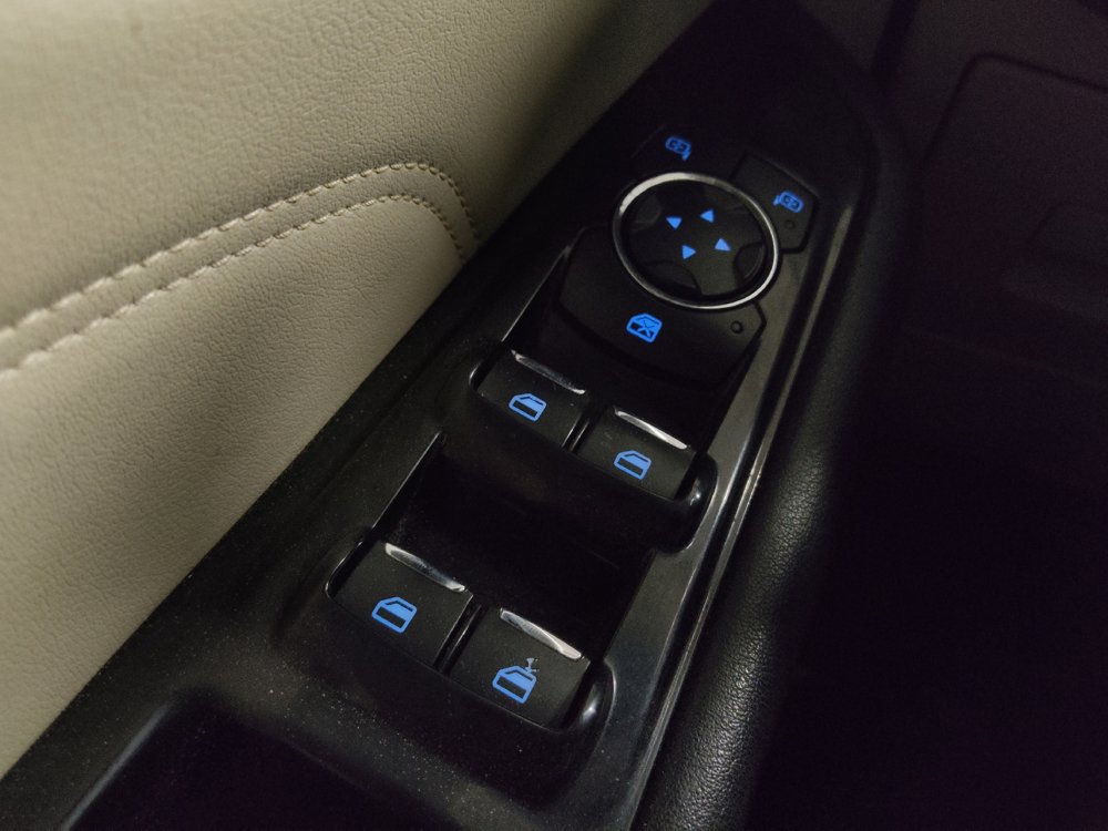Used 2015 Ford Edge Titanium w/ Equipment Group 302A FWD image 27