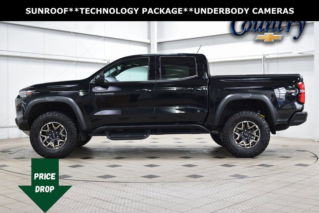 Used 2023 Chevrolet Colorado ZR2 w/ ZR2 Convenience Package III image 4