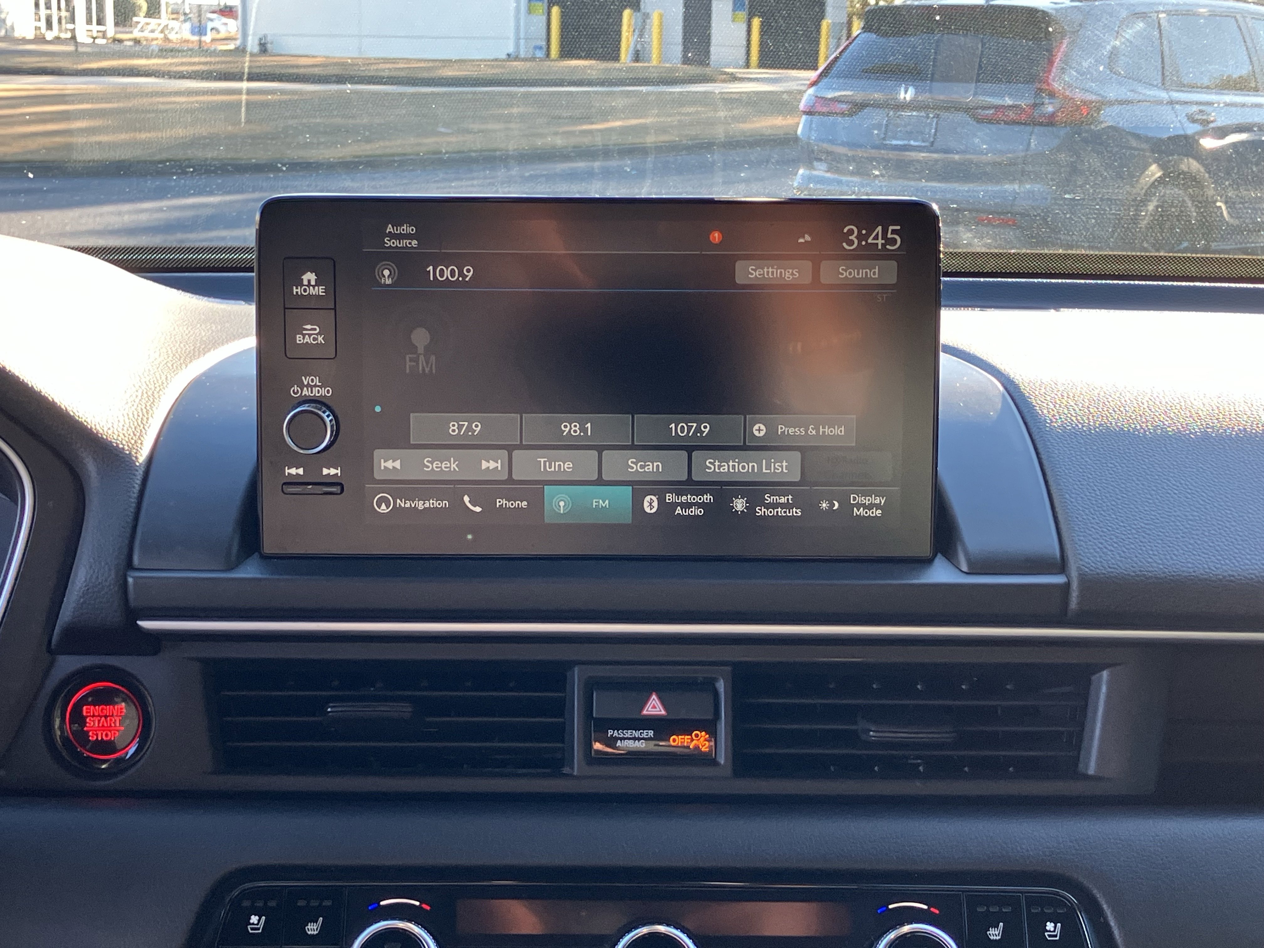 Certified 2025 Honda Pilot Black Edition image 26