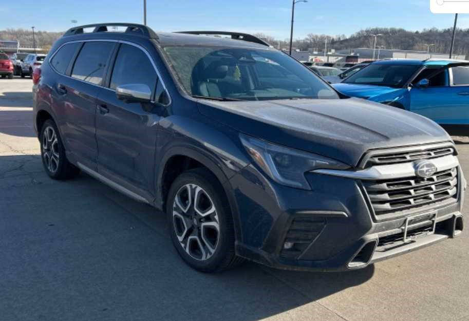 Used 2023 Subaru Ascent Limited w/ Technology Package image 6
