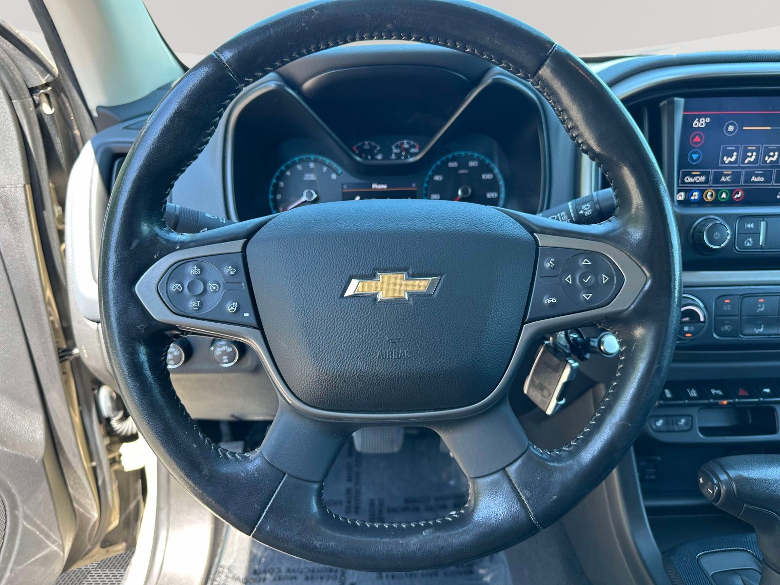 Used 2021 Chevrolet Colorado Z71 w/ LPO, Tonneau and Step Package AWD/4WD image 14