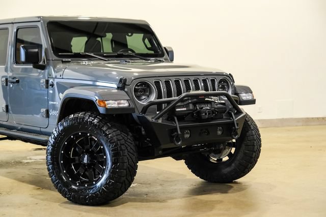 Used 2021 Jeep Wrangler Unlimited Sahara w/ Dual Top Group AWD/4WD image 28