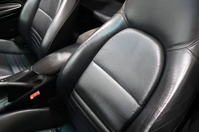 Used 2001 Porsche 911 Carrera 4 image 15