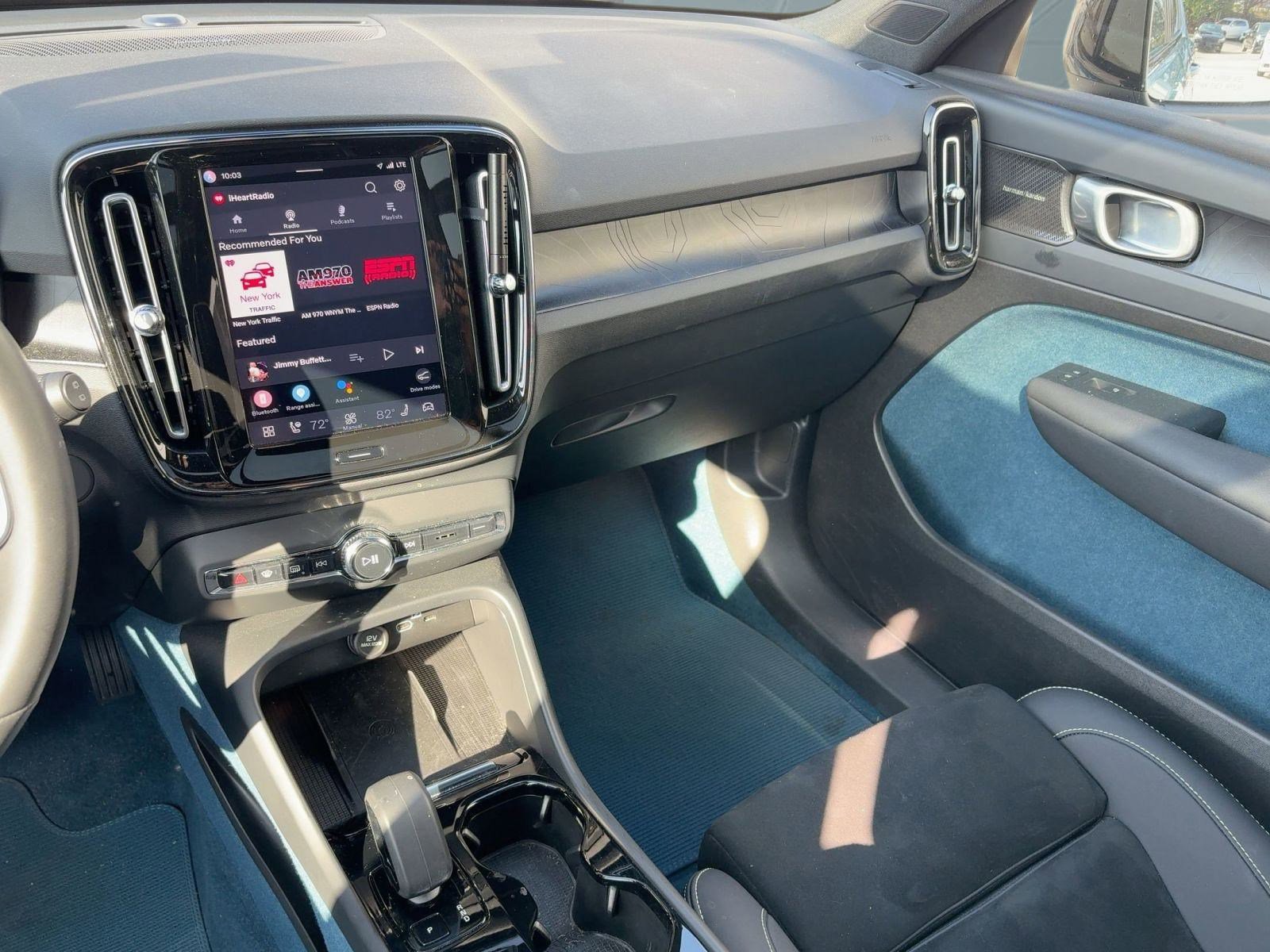 Certified 2023 Volvo XC40 Recharge Ultimate image 26