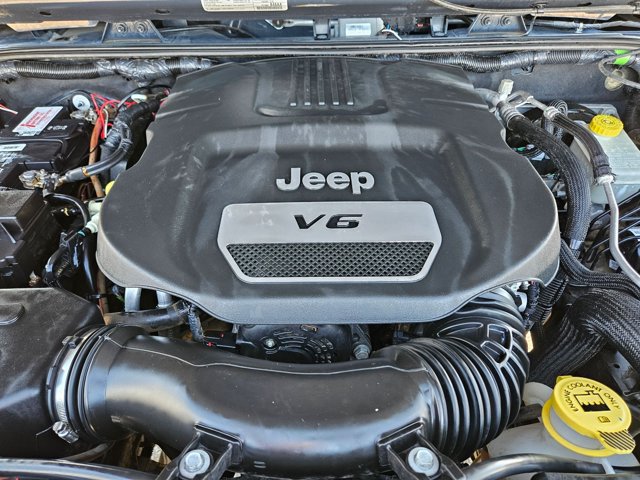 Used 2017 Jeep Wrangler Unlimited Sport w/ Connectivity Group AWD/4WD image 26
