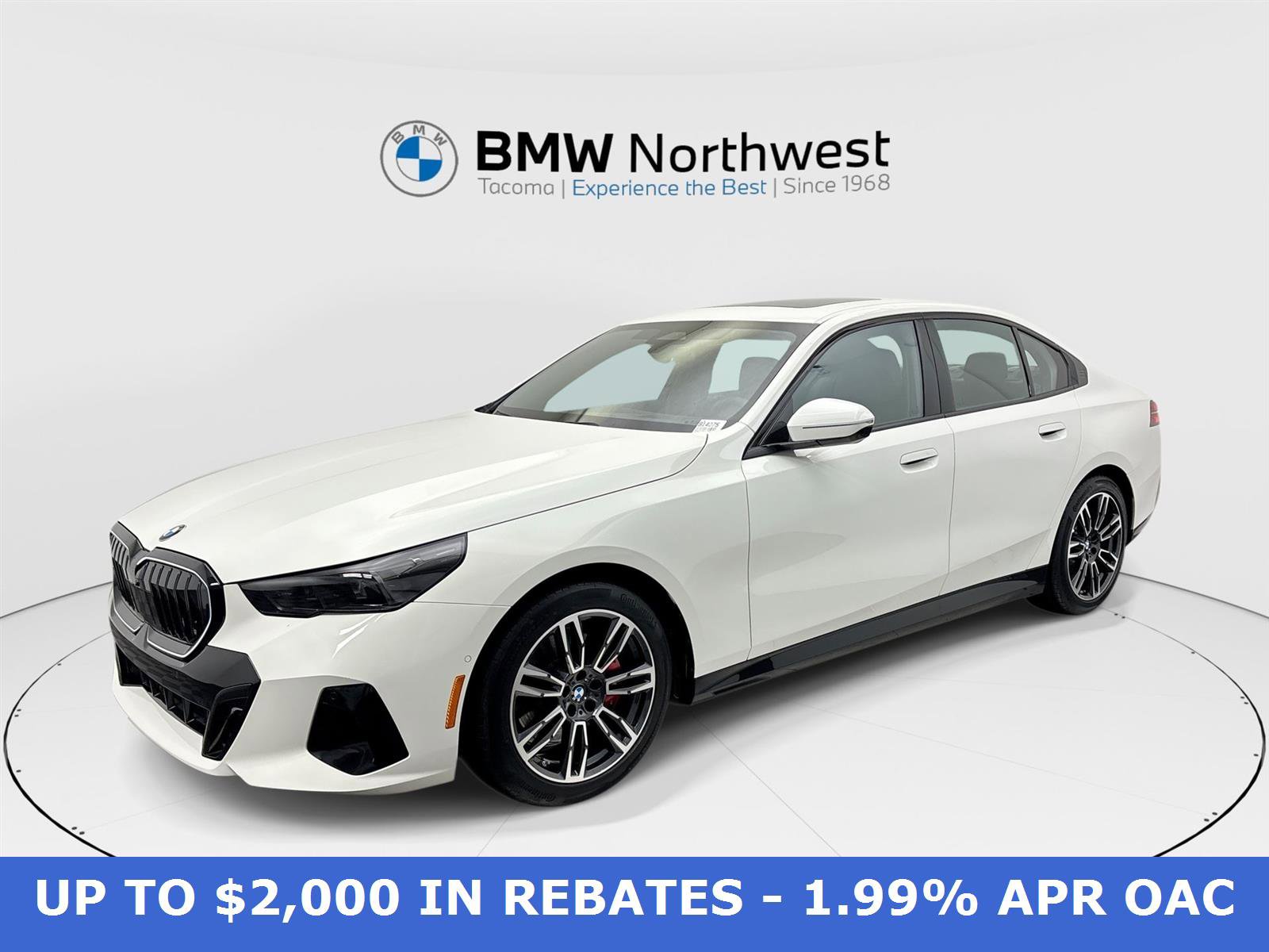 Used 2025 BMW 530i xDrive w/ M Sport Package AWD/4WD image 1