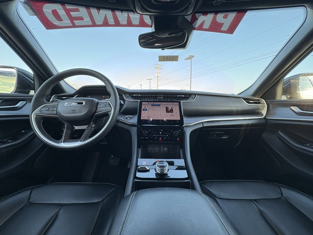 Used 2024 Jeep Grand Cherokee Limited w/ Trailer Tow Package image 29