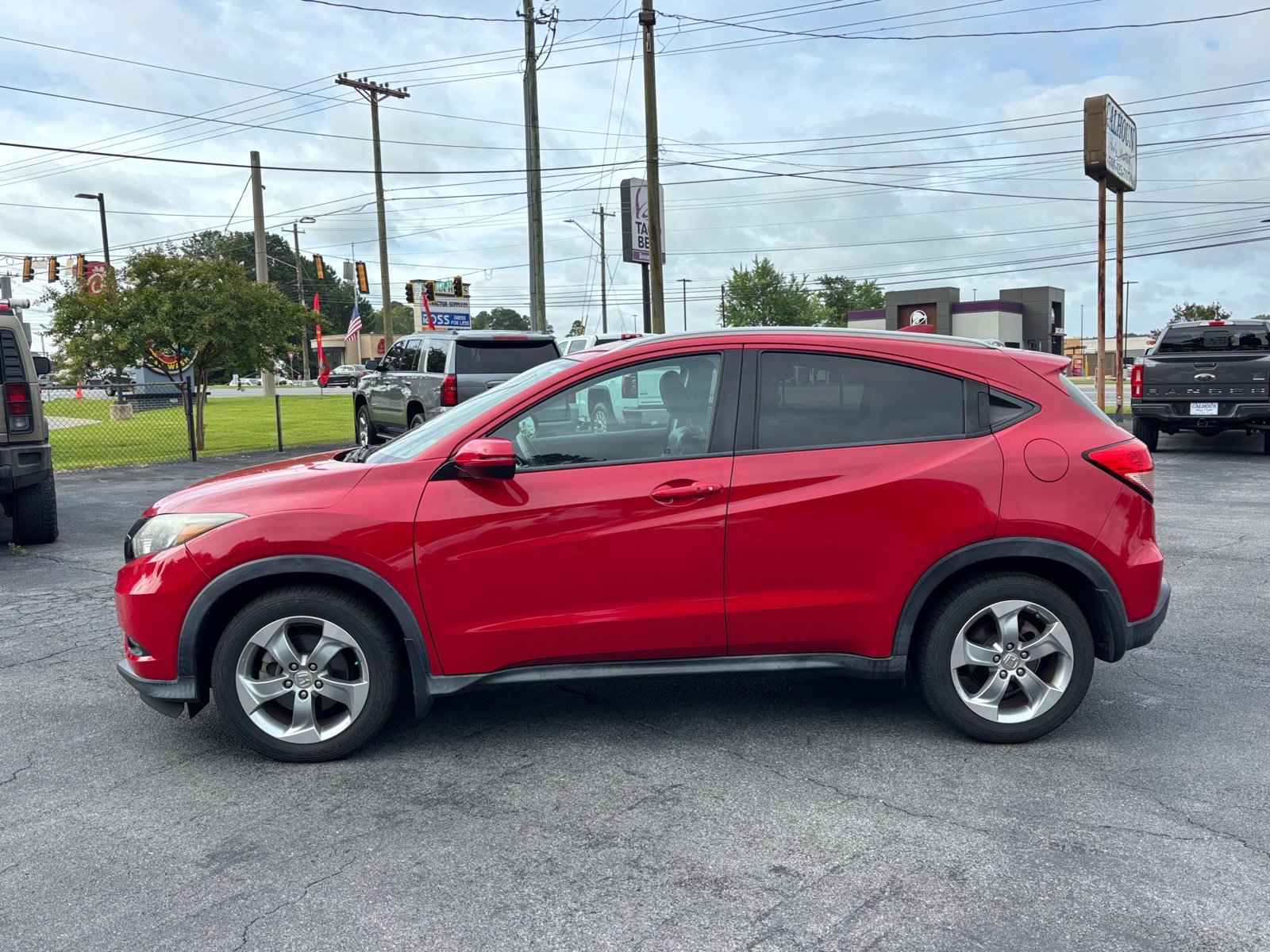 Used 2017 Honda HR-V EX-L image 3
