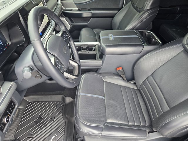 Certified 2025 Ford F250 Platinum AWD/4WD image 13