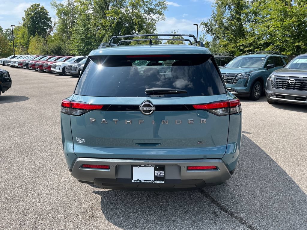 New 2026 Nissan Pathfinder SL FWD image 6