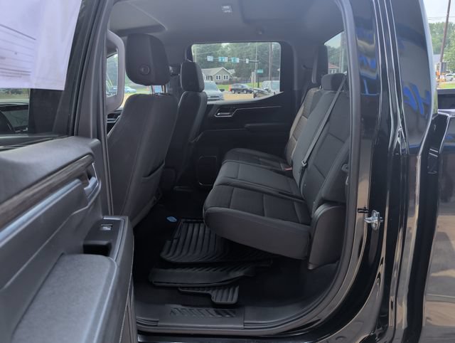 Used 2023 Chevrolet Silverado 1500 LT AWD/4WD image 23