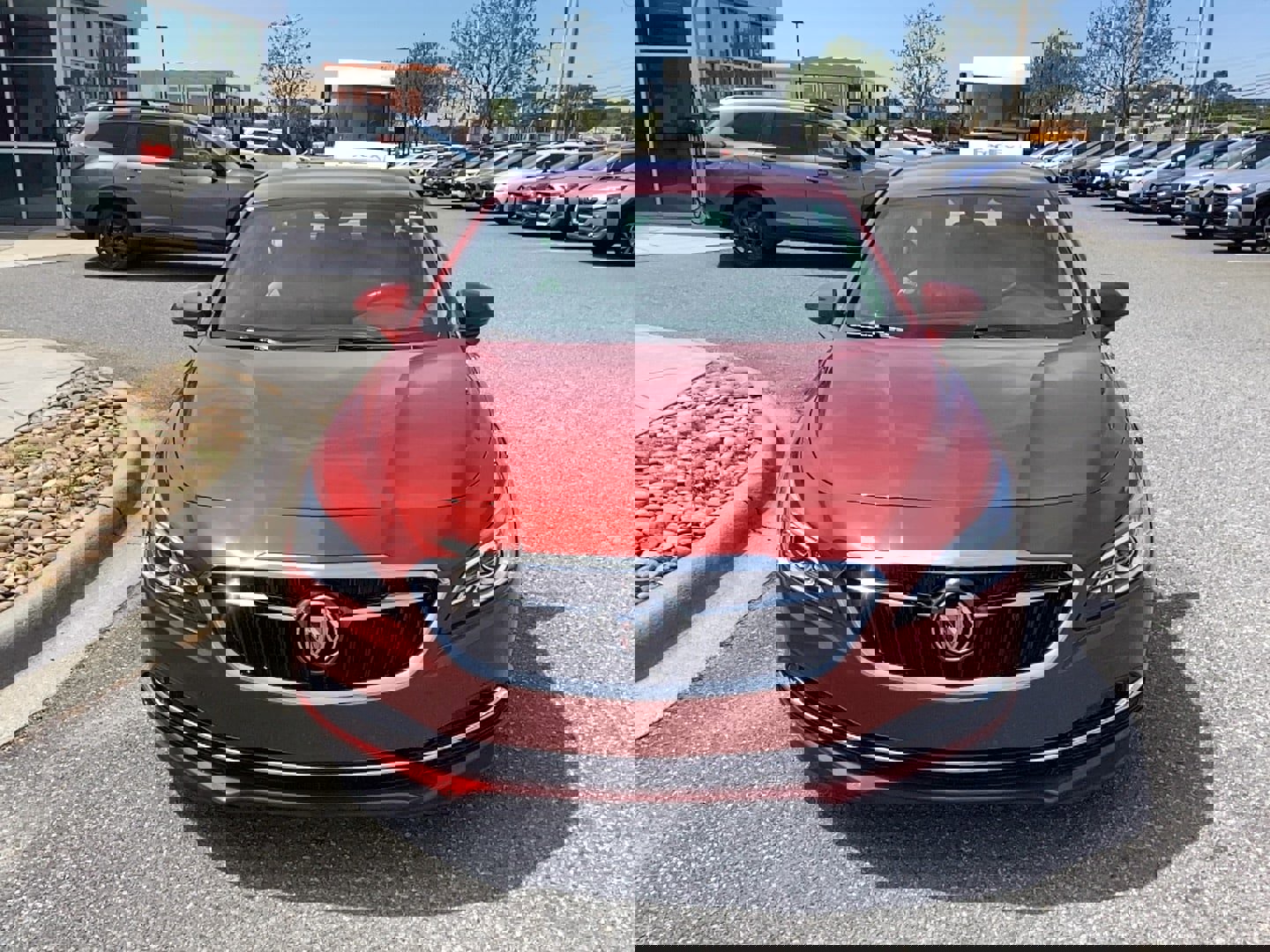 Used 2018 Buick LaCrosse Essence w/ Sights and Sounds Package image 2