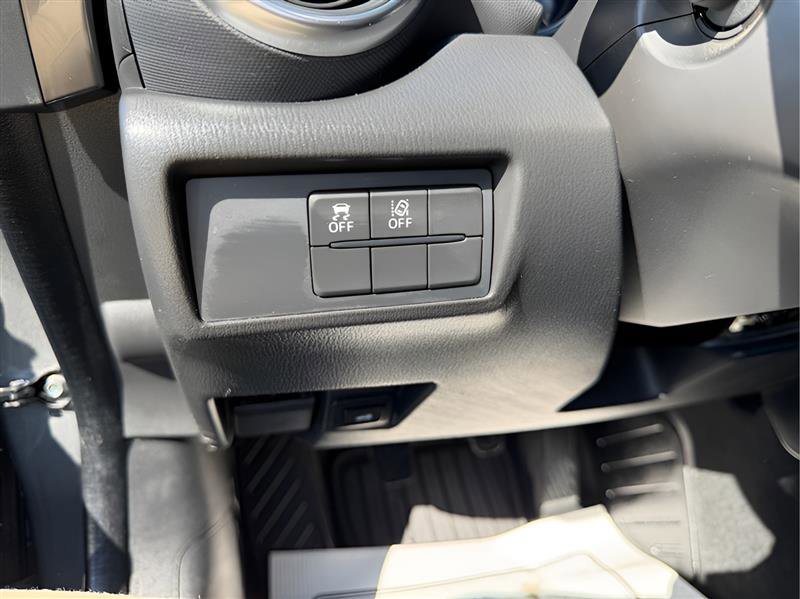 Used 2021 MAZDA MX-5 Miata RF Grand Touring image 16