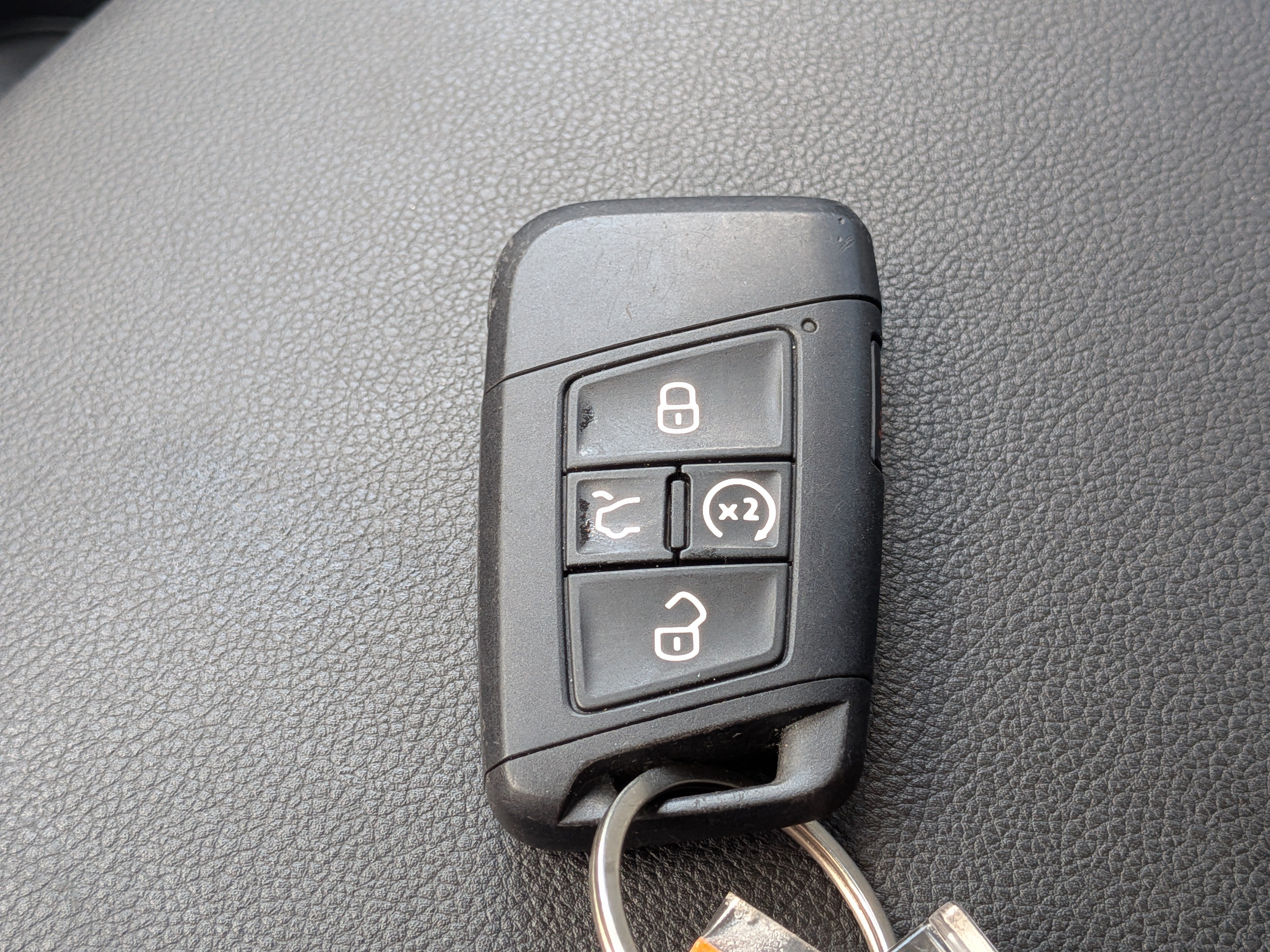 Used 2019 Volkswagen Atlas SE w/ Panoramic Sunroof Package FWD image 34
