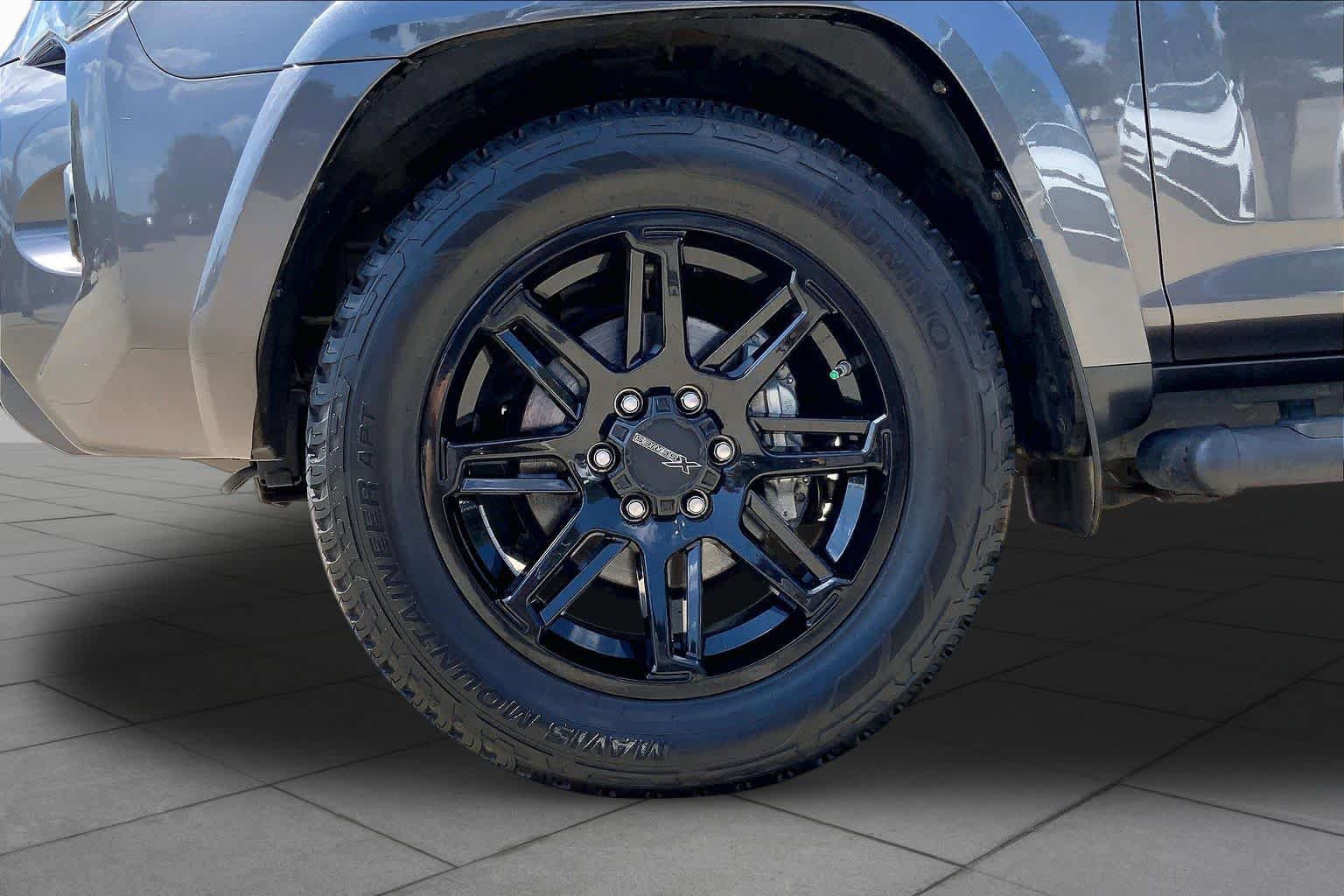 Used 2021 Toyota 4Runner SR5 RWD image 11
