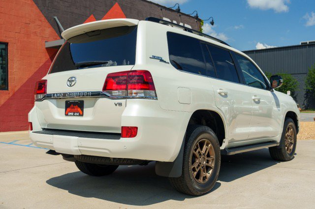 Used 2020 Toyota Land Cruiser Heritage Edition AWD/4WD image 5