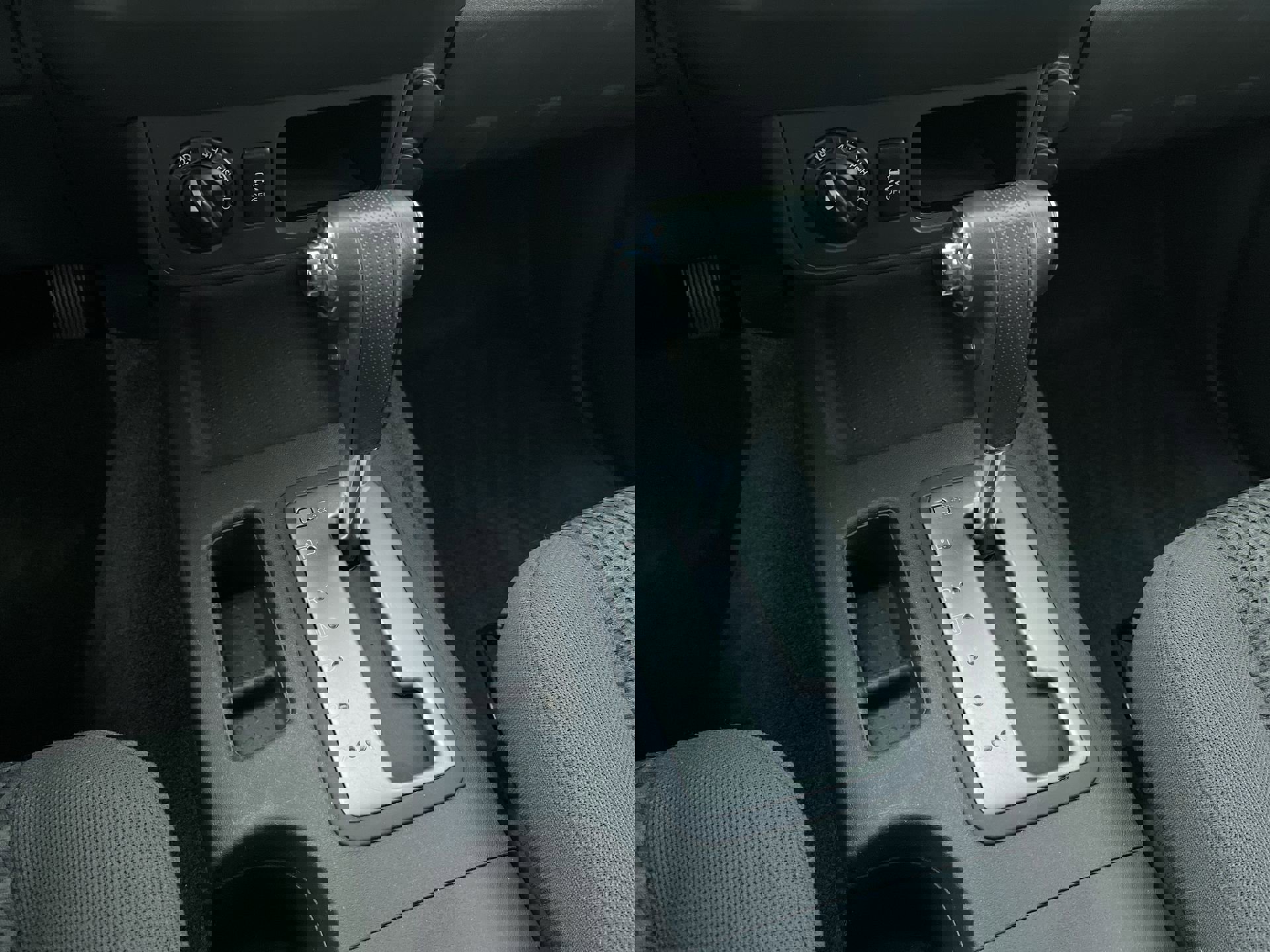 Used 2013 Nissan Frontier SV image 19