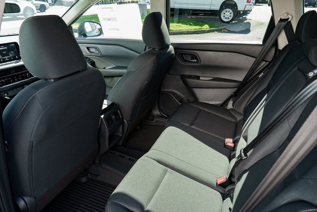 New 2026 Nissan Rogue S image 23