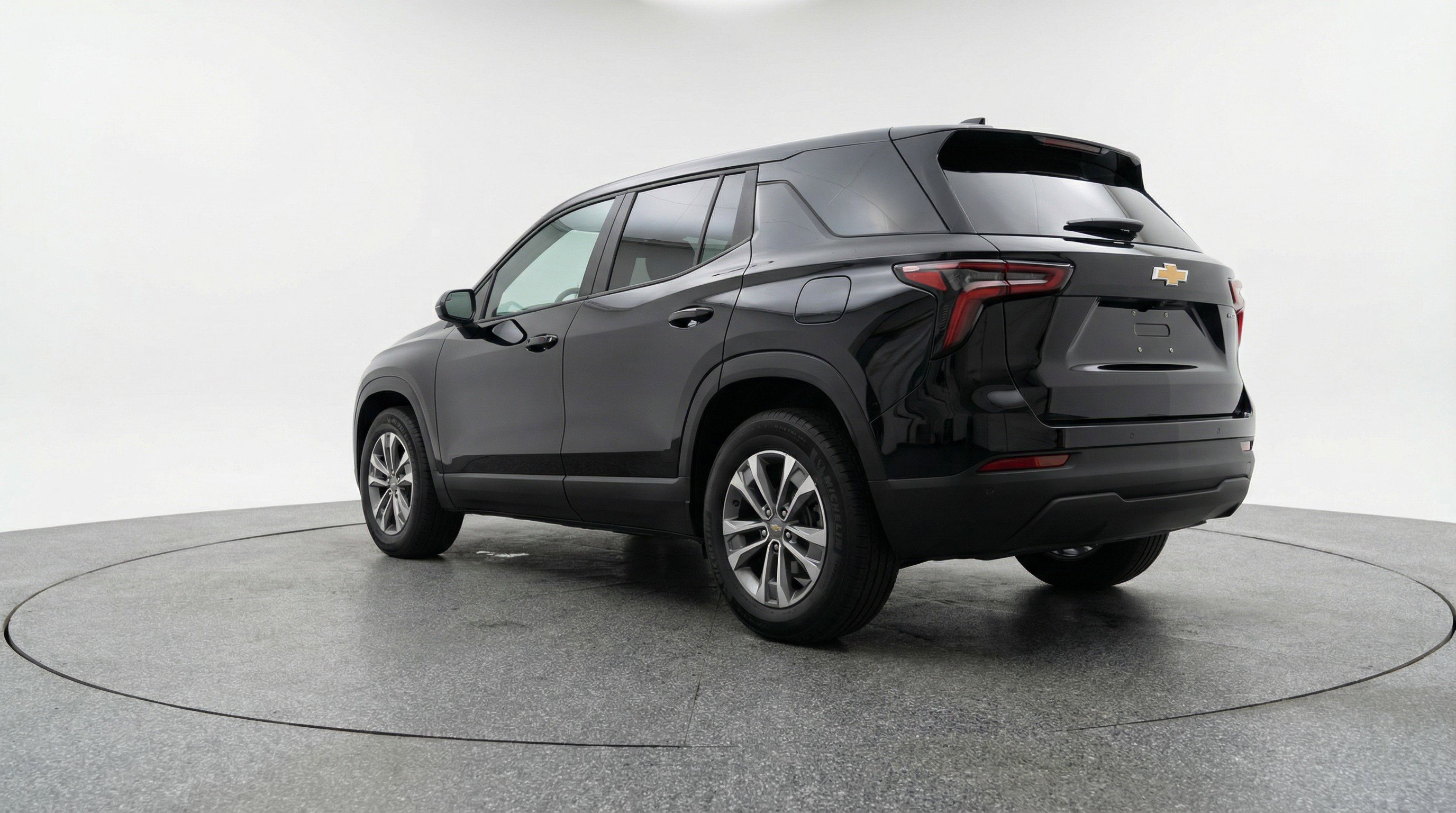 Used 2025 Chevrolet Equinox LT AWD/4WD image 6