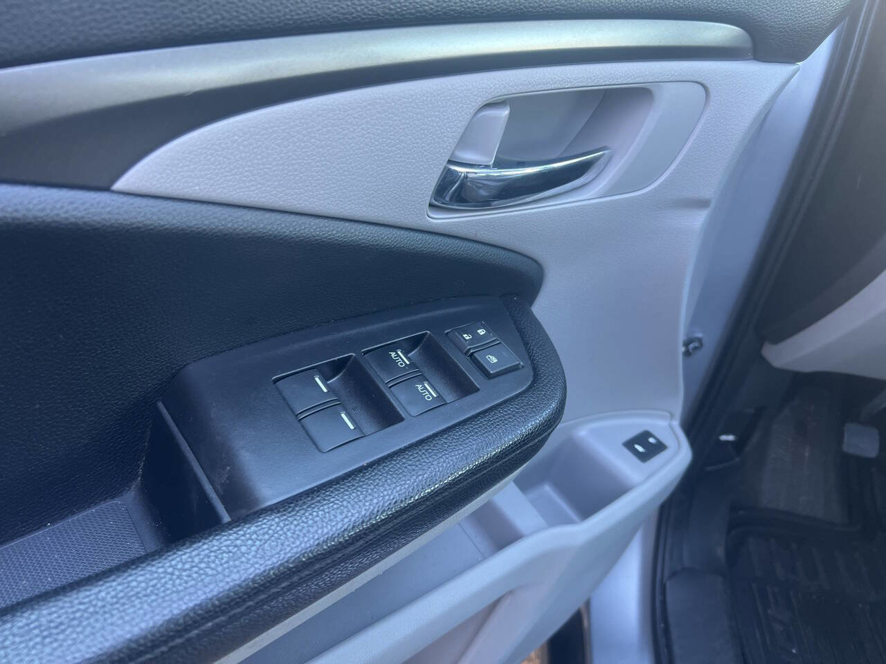 Used 2017 Honda Pilot EX-L image 20