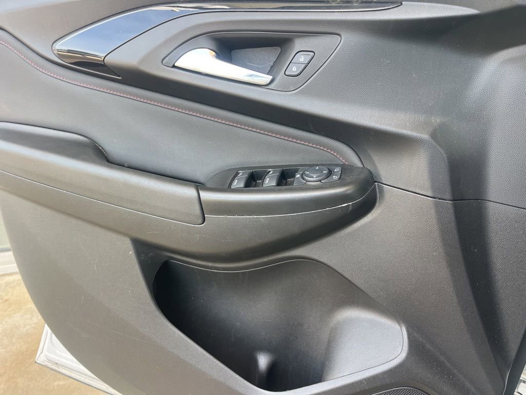 Used 2023 Chevrolet TrailBlazer RS image 6