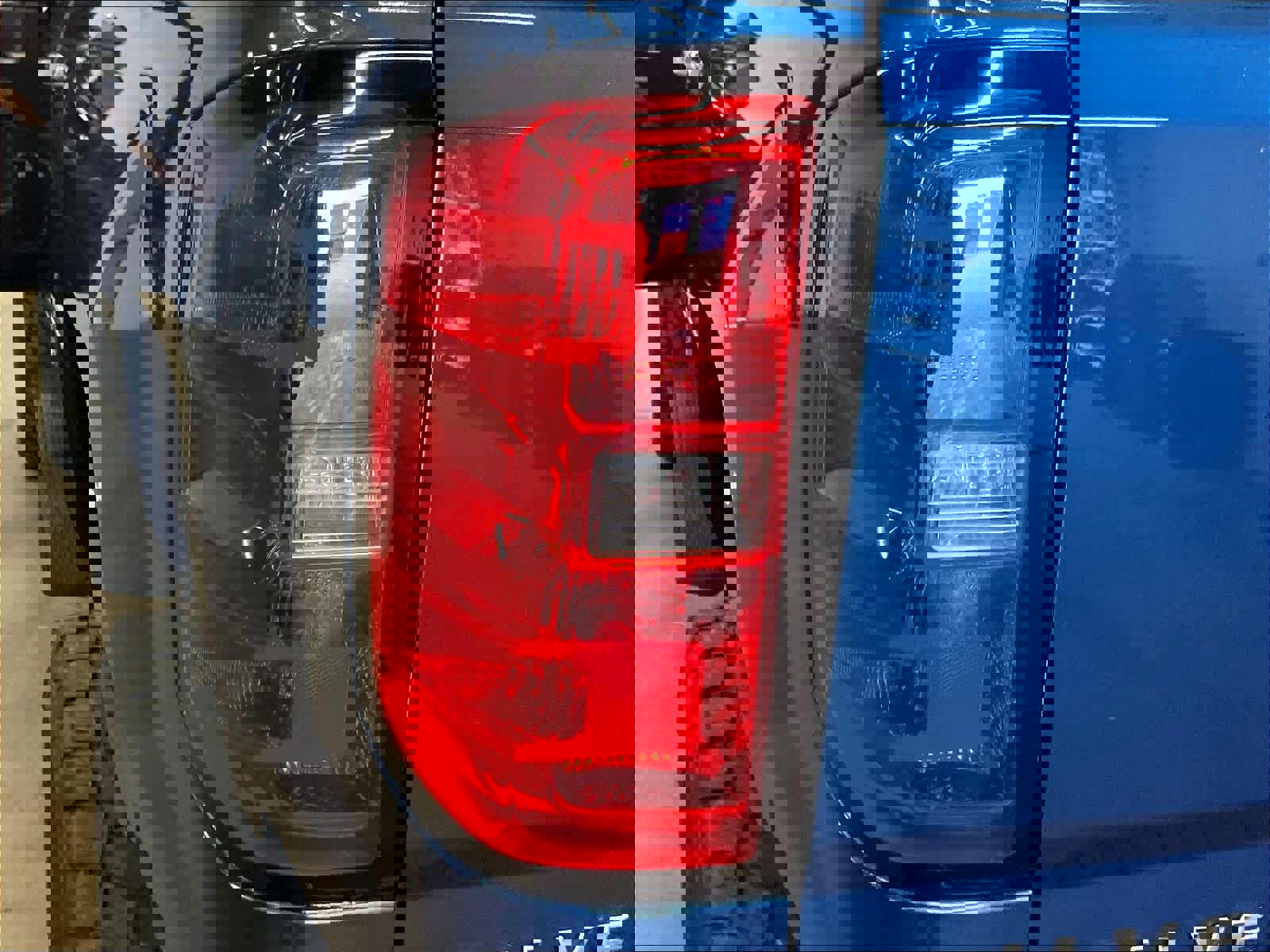 Used 2015 Chevrolet Silverado 2500 High Country w/ Duramax Plus Package image 30