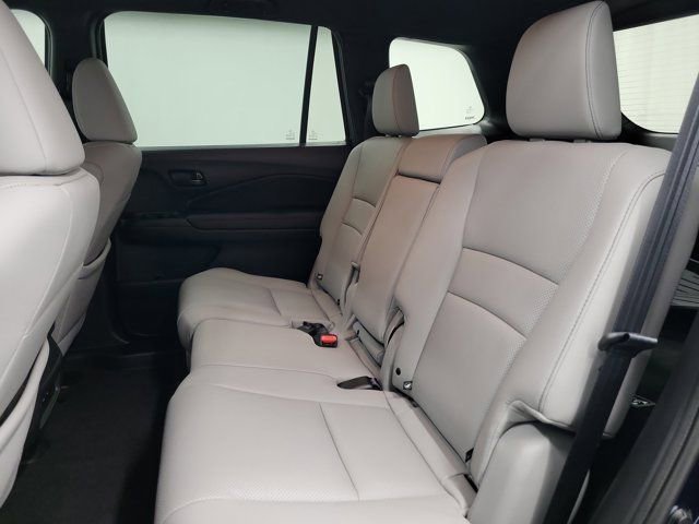 Certified 2025 Honda Passport EX-L image 11