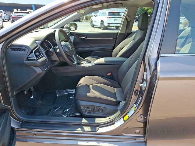 Used 2024 Toyota Camry LE image 16
