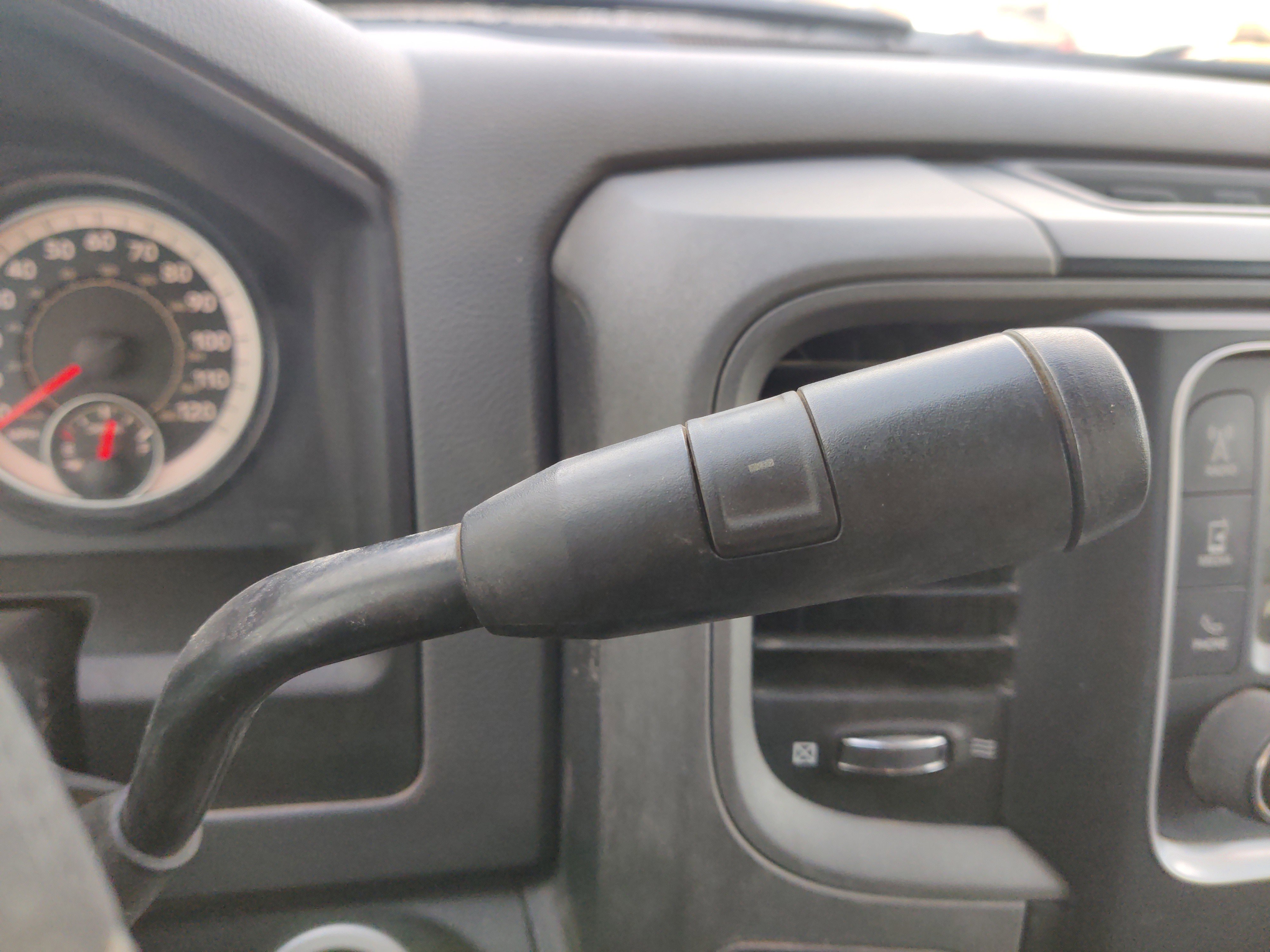 Used 2018 RAM 3500 Tradesman image 21