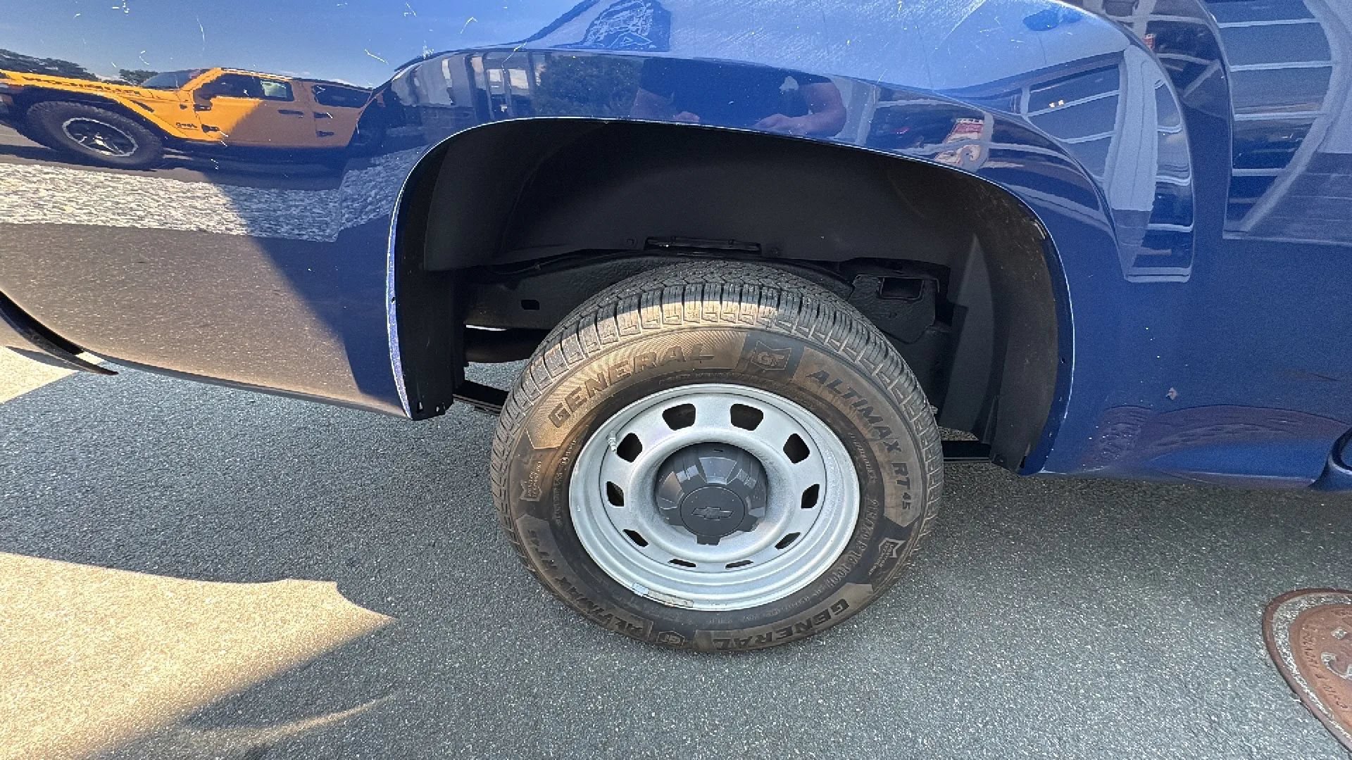 Used 2012 Chevrolet Colorado W/T RWD image 16