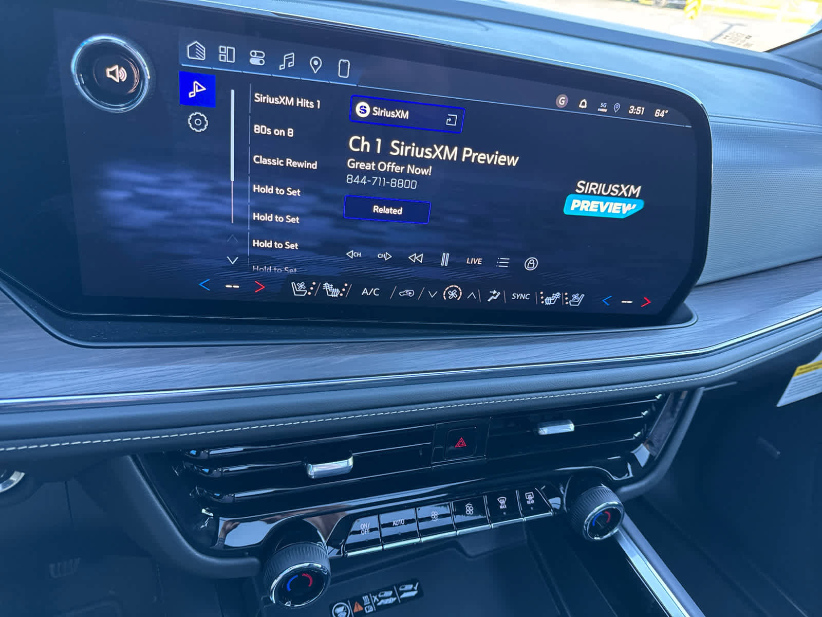 New 2026 Chevrolet Suburban Premier image 28
