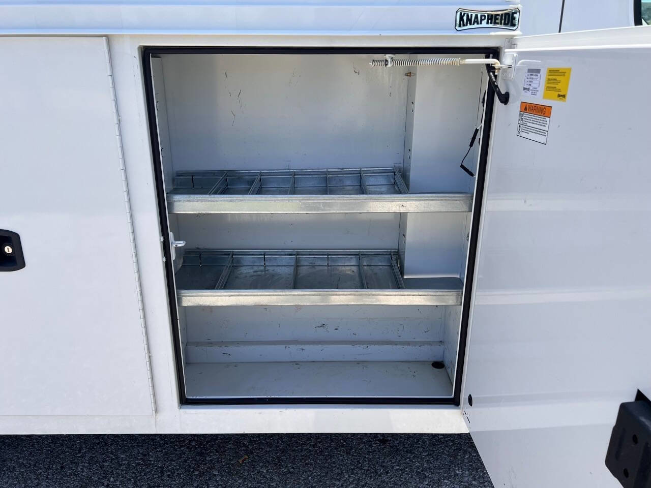 Used 2020 Ford Transit 250 XL RWD image 19