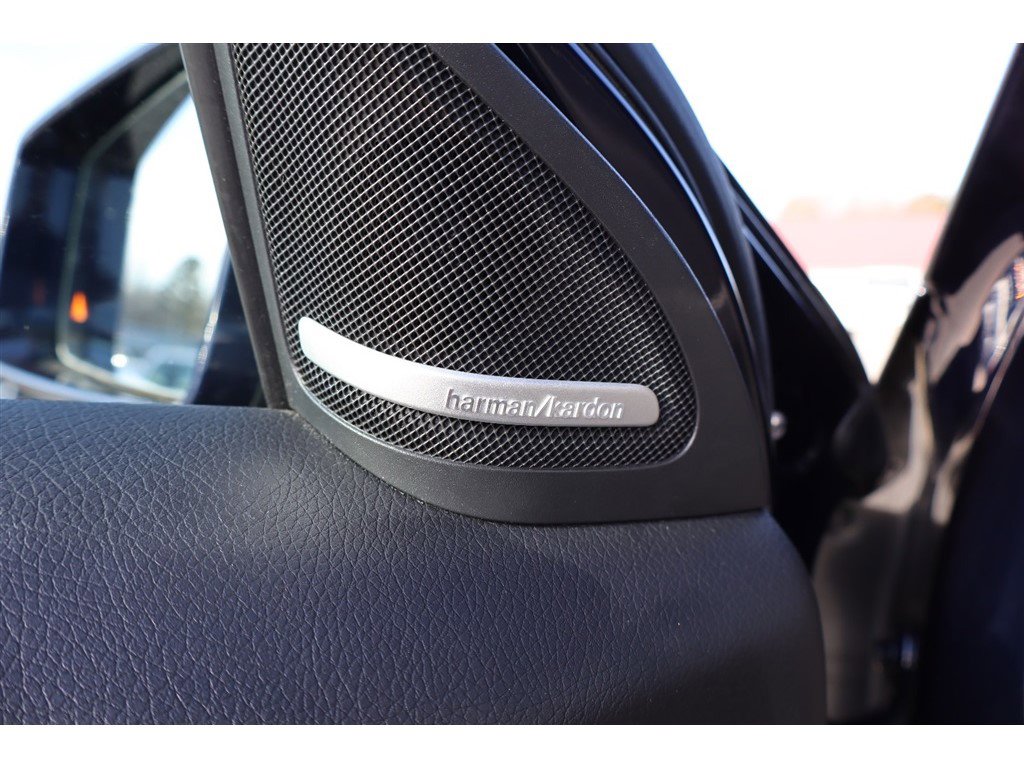 Used 2017 Mercedes-Benz GLA 250 4MATIC image 33