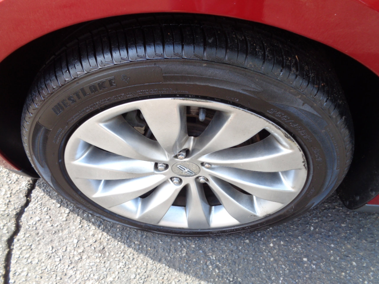 Used 2014 Lincoln MKS Sedan image 30
