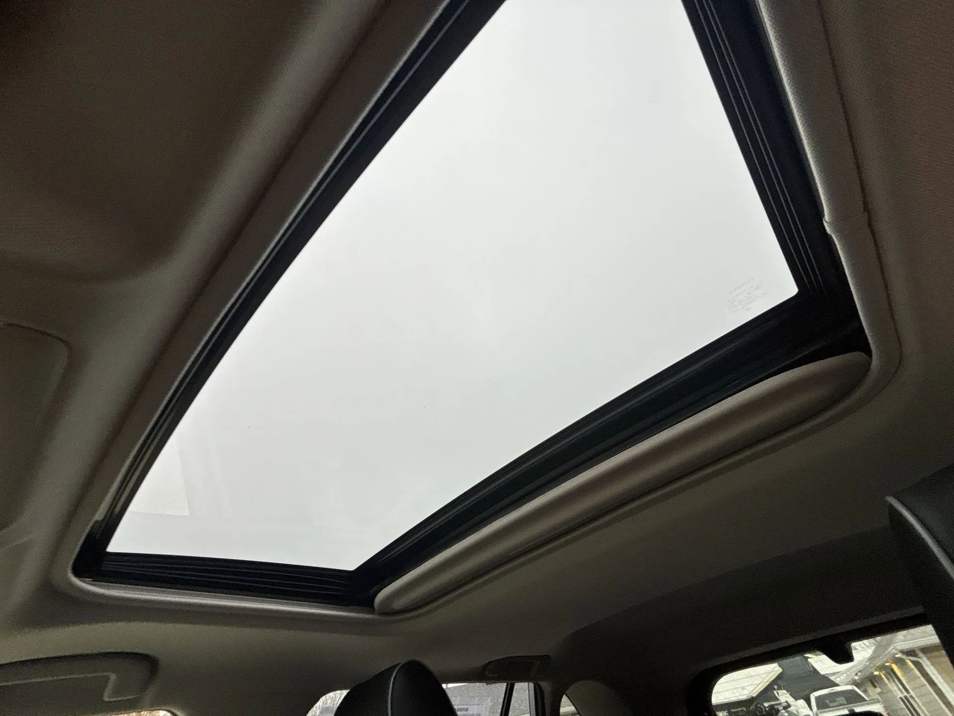 Used 2019 Toyota RAV4 Limited w/ Carpet Mat Package image 16