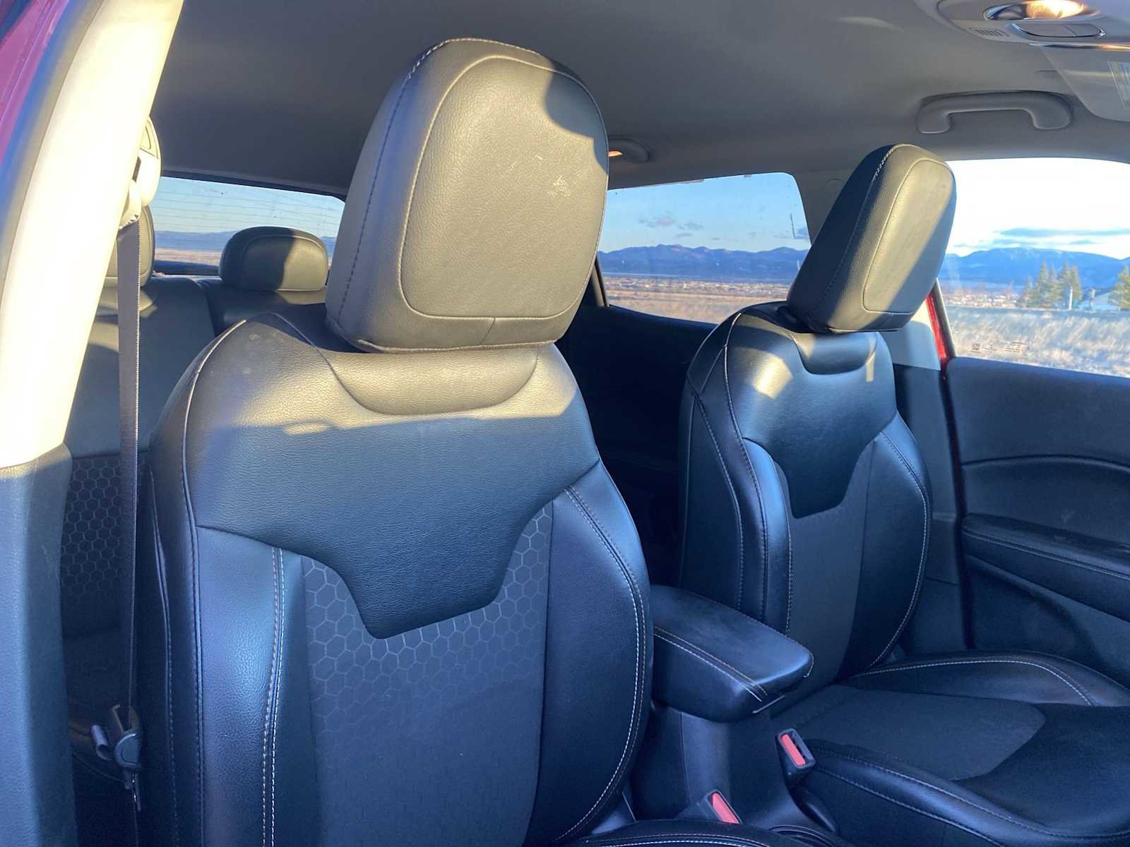 Certified 2020 Jeep Compass Latitude w/ Cold Weather Group image 16