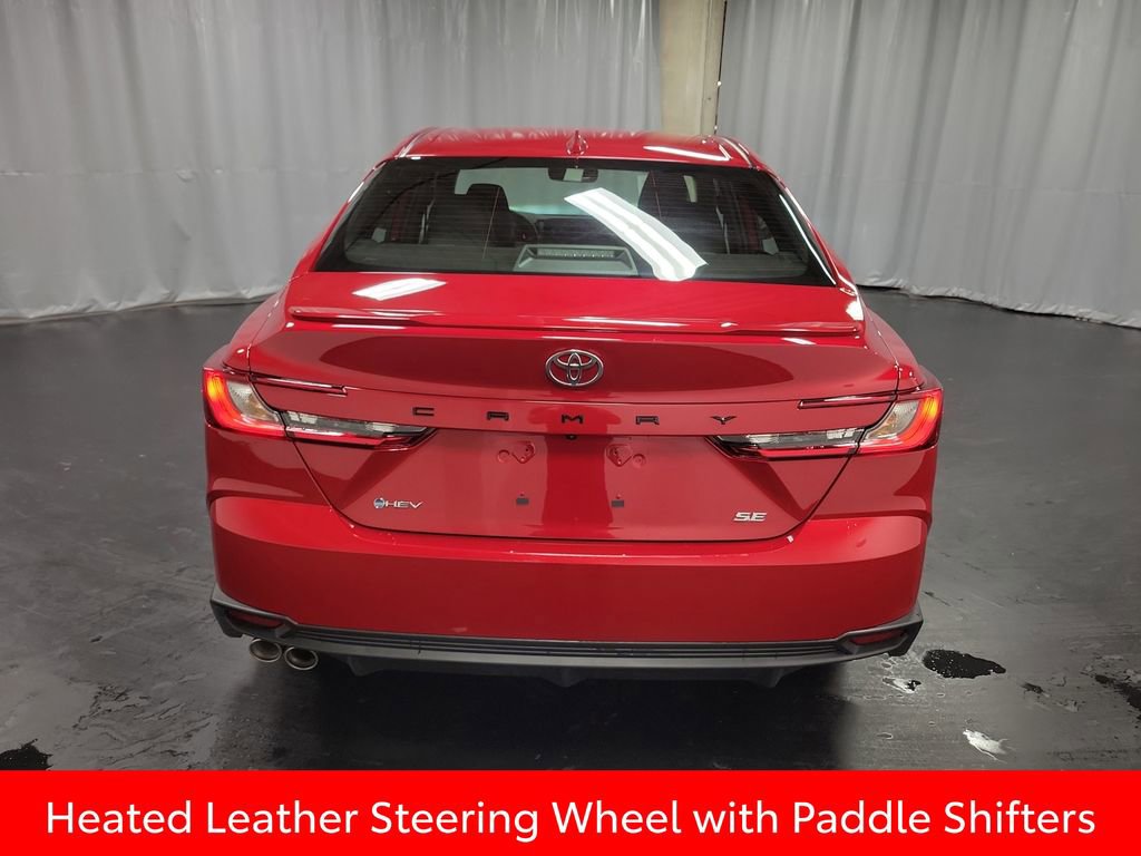 Used 2026 Toyota Camry SE image 7