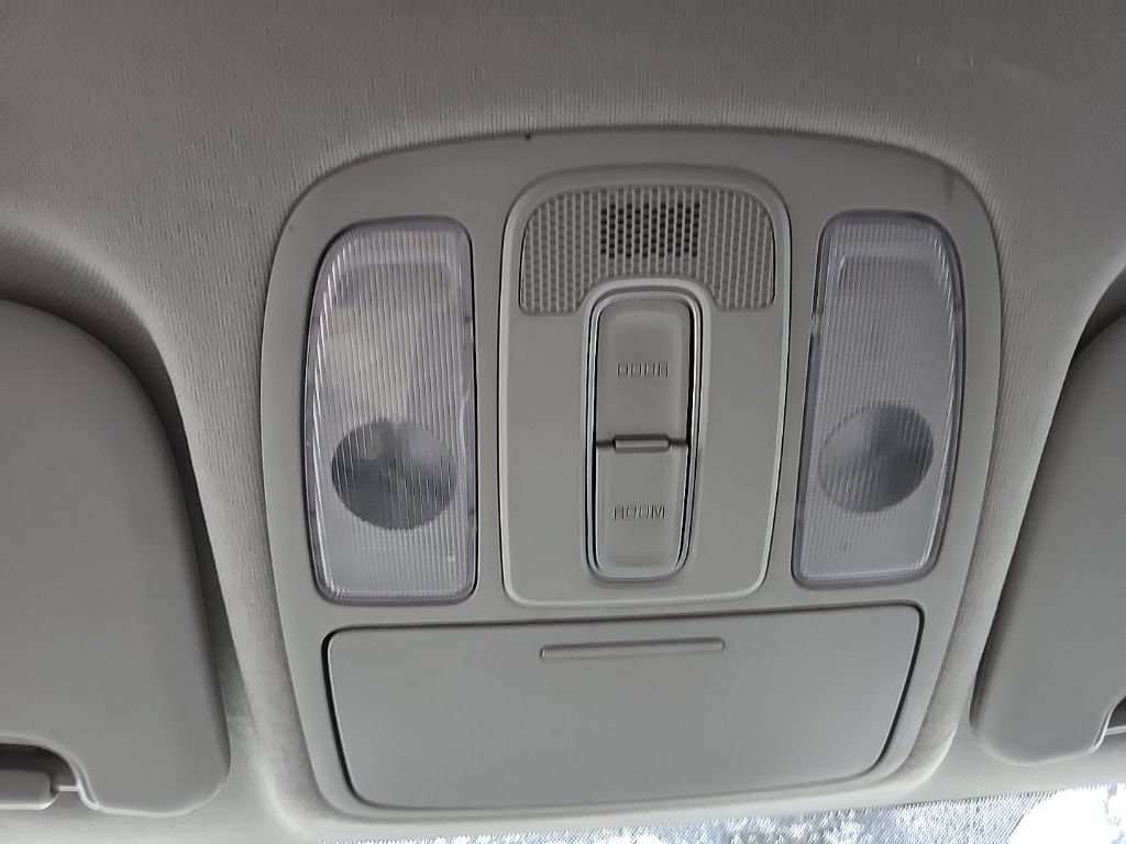 Used 2018 Kia Soul + FWD image 25