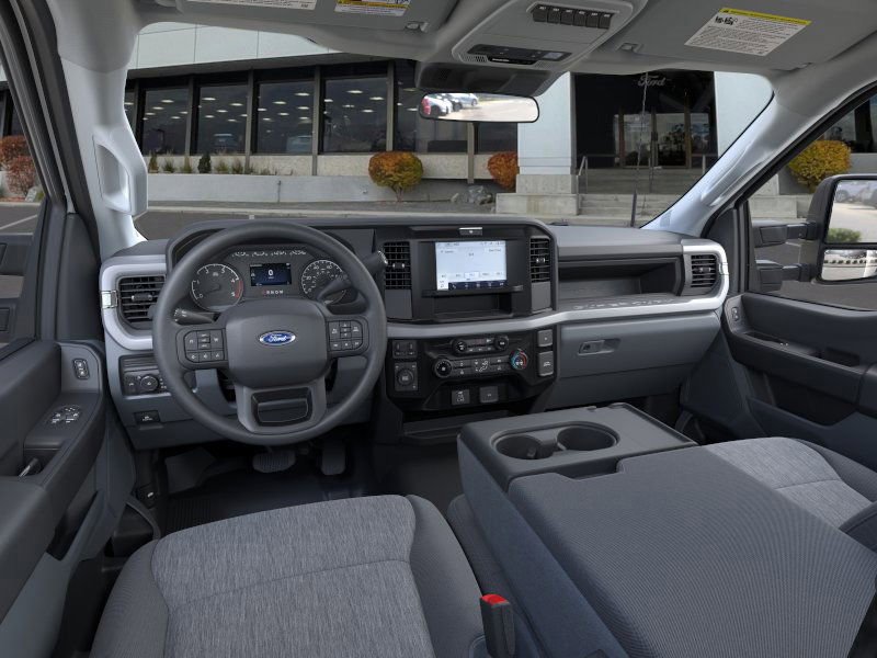 New 2026 Ford F550 4x4 Regular Cab Super Duty image 9