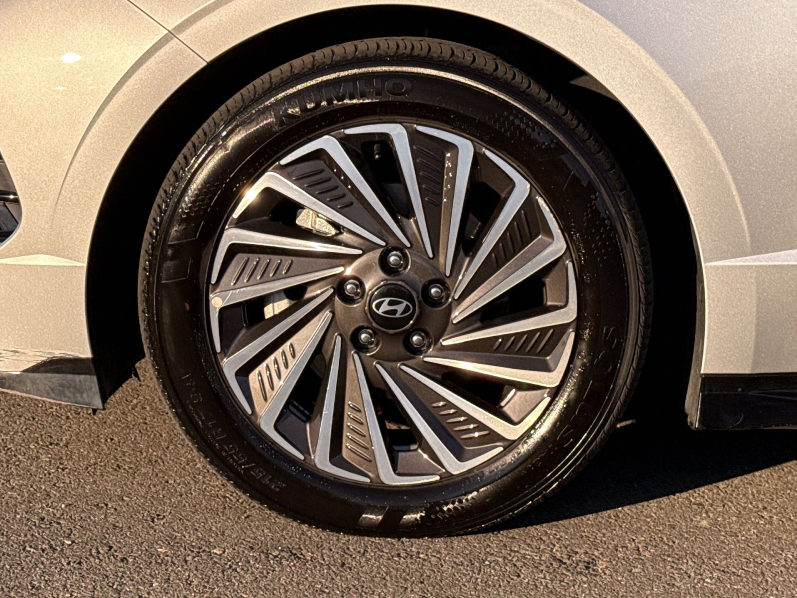 Certified 2025 Hyundai Sonata SEL image 12