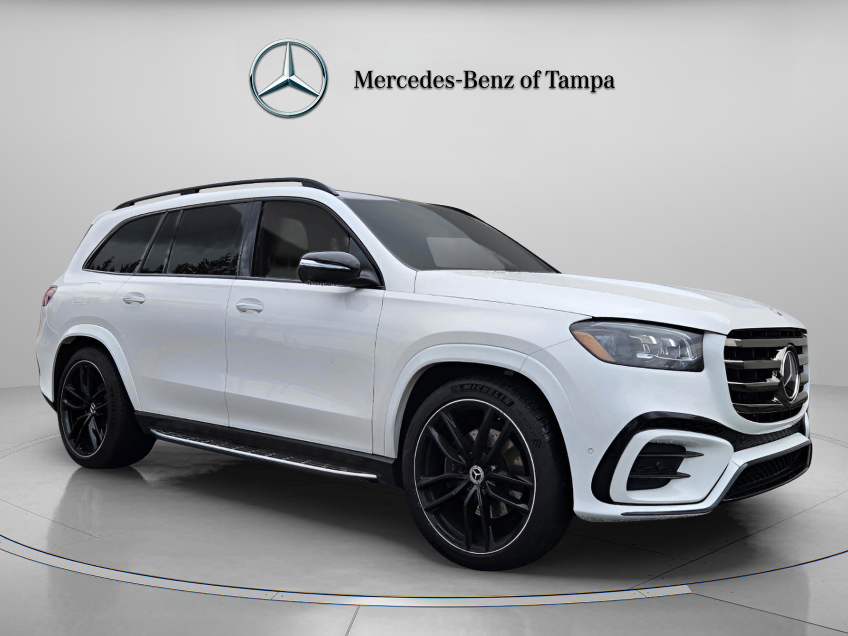 Used 2025 Mercedes-Benz GLS 450 4MATIC image 8