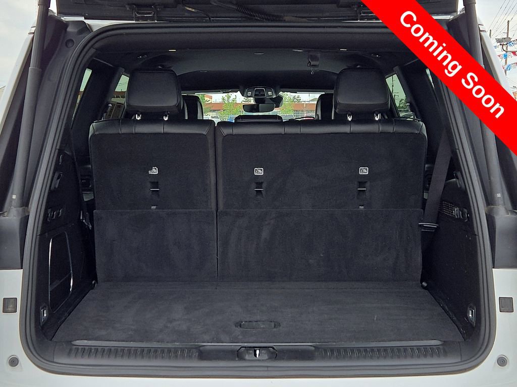 Used 2024 Jeep Wagoneer Series II AWD/4WD image 31